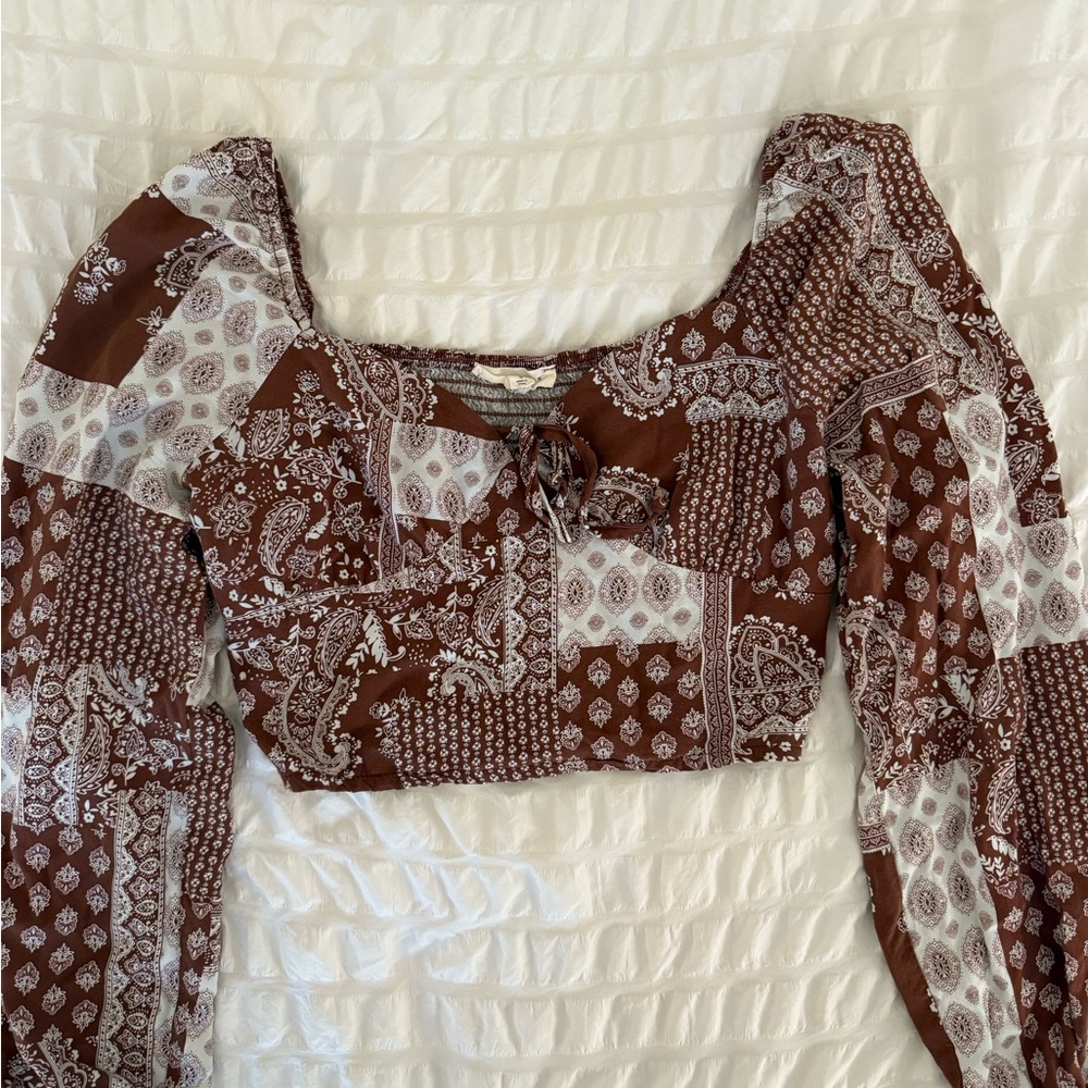 La Hearts Puff Sleeve Crop Blouse